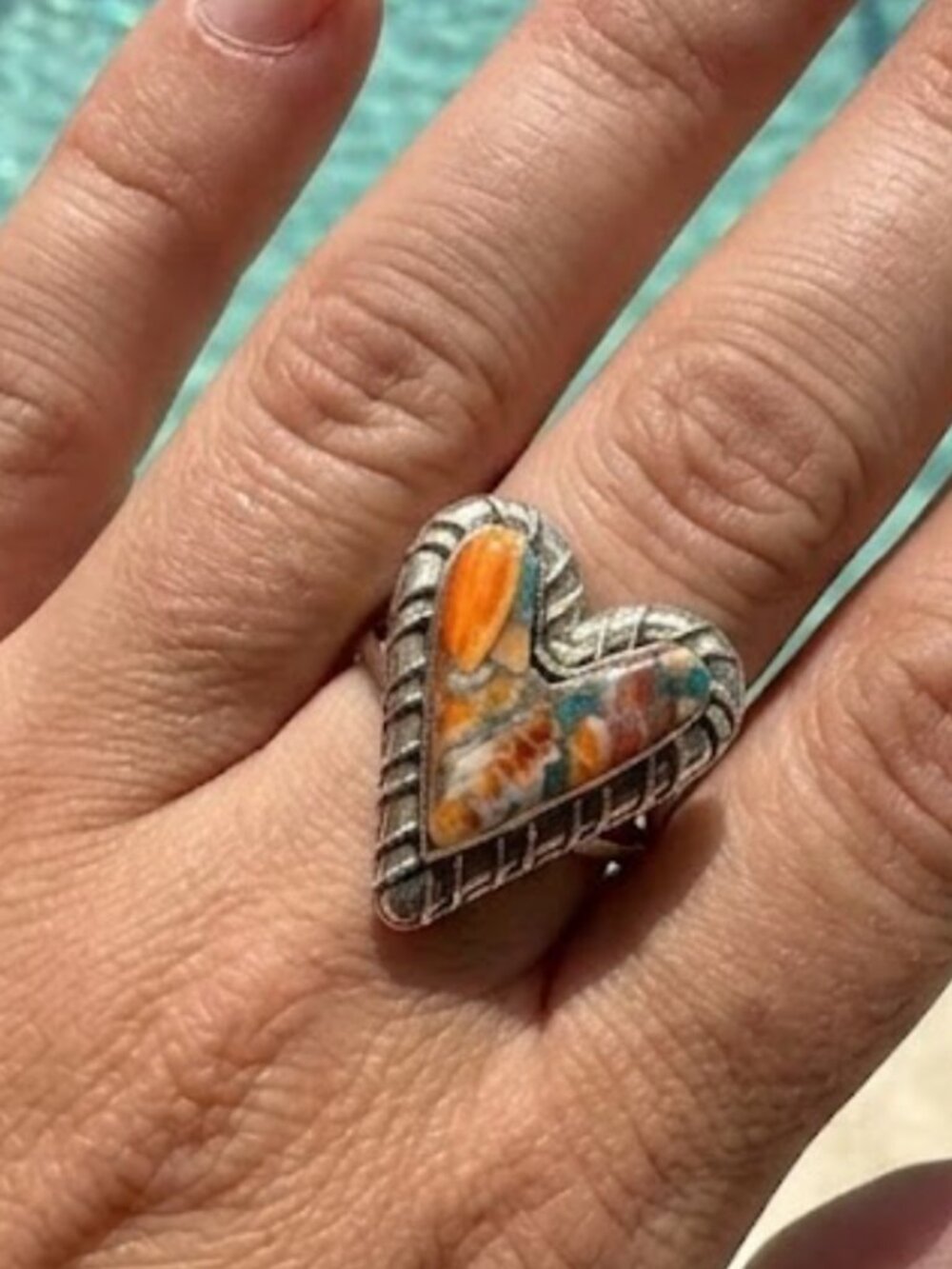 Sterling silver Spiny Oyster heart ring